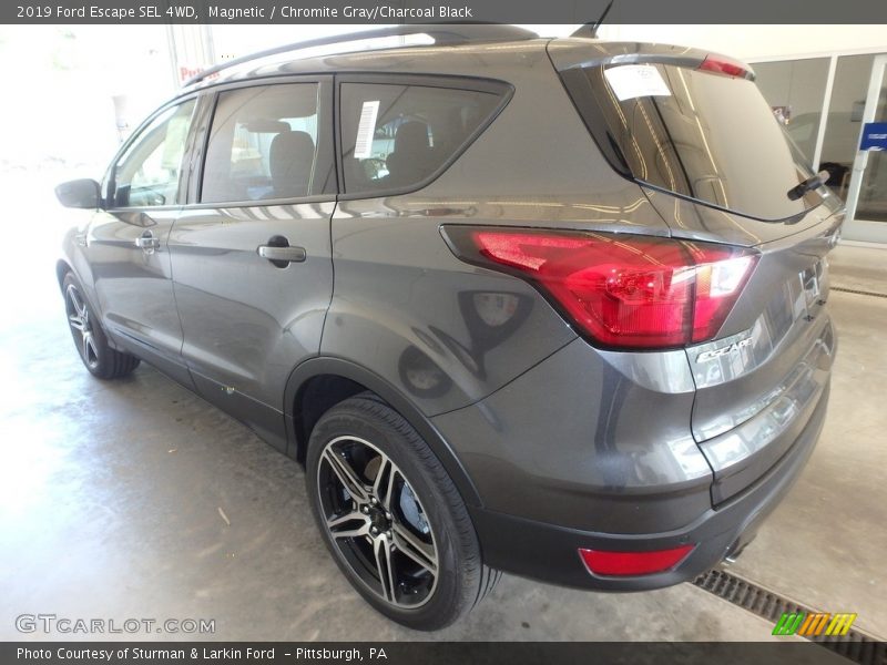 Magnetic / Chromite Gray/Charcoal Black 2019 Ford Escape SEL 4WD