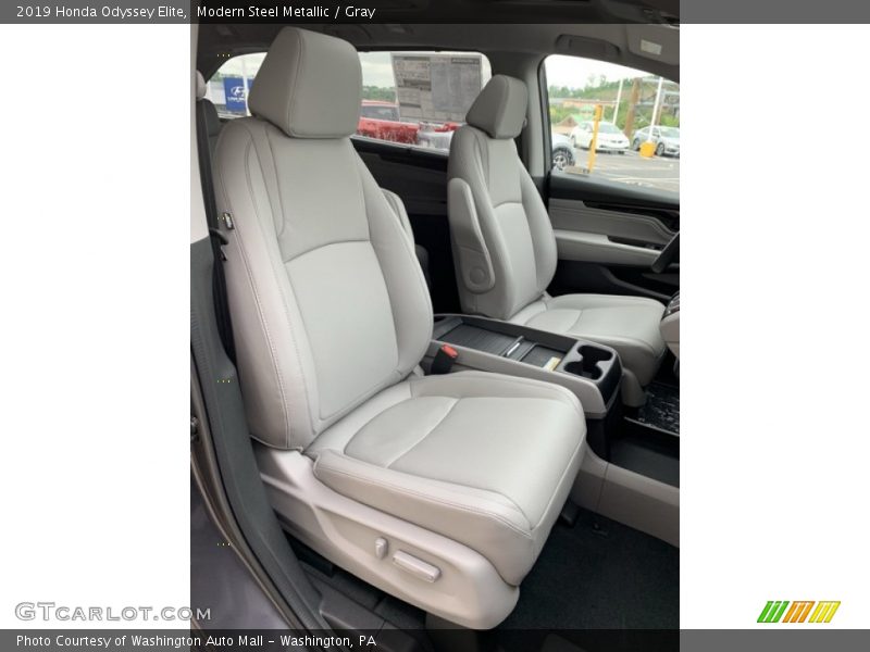 Modern Steel Metallic / Gray 2019 Honda Odyssey Elite