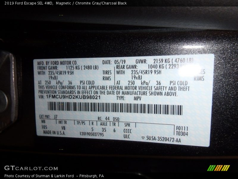 Magnetic / Chromite Gray/Charcoal Black 2019 Ford Escape SEL 4WD
