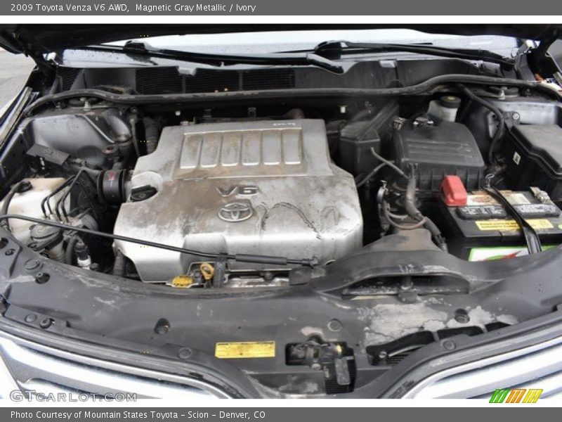 Magnetic Gray Metallic / Ivory 2009 Toyota Venza V6 AWD