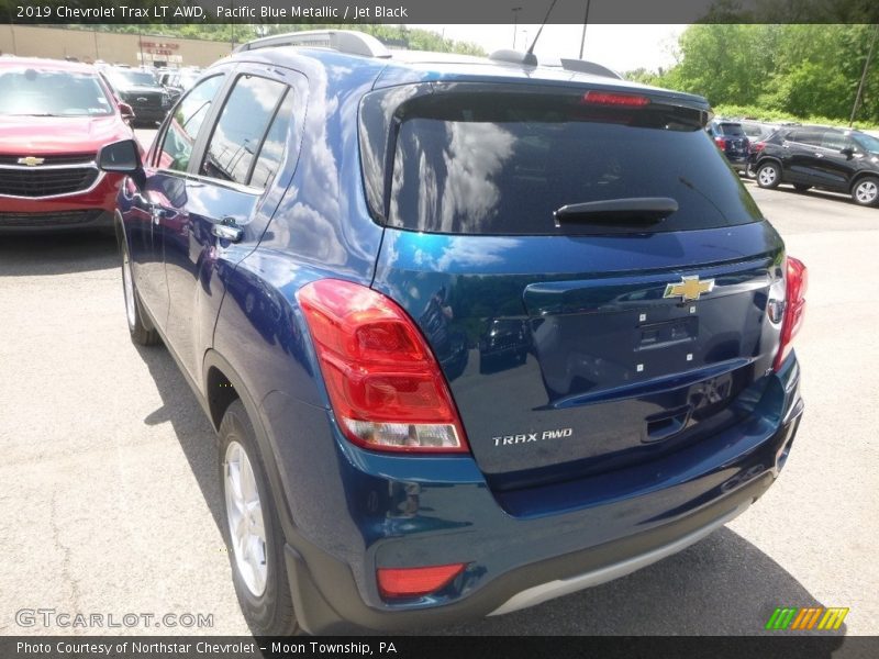 Pacific Blue Metallic / Jet Black 2019 Chevrolet Trax LT AWD