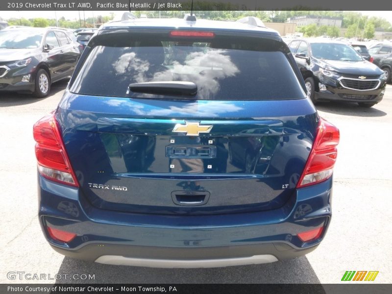 Pacific Blue Metallic / Jet Black 2019 Chevrolet Trax LT AWD