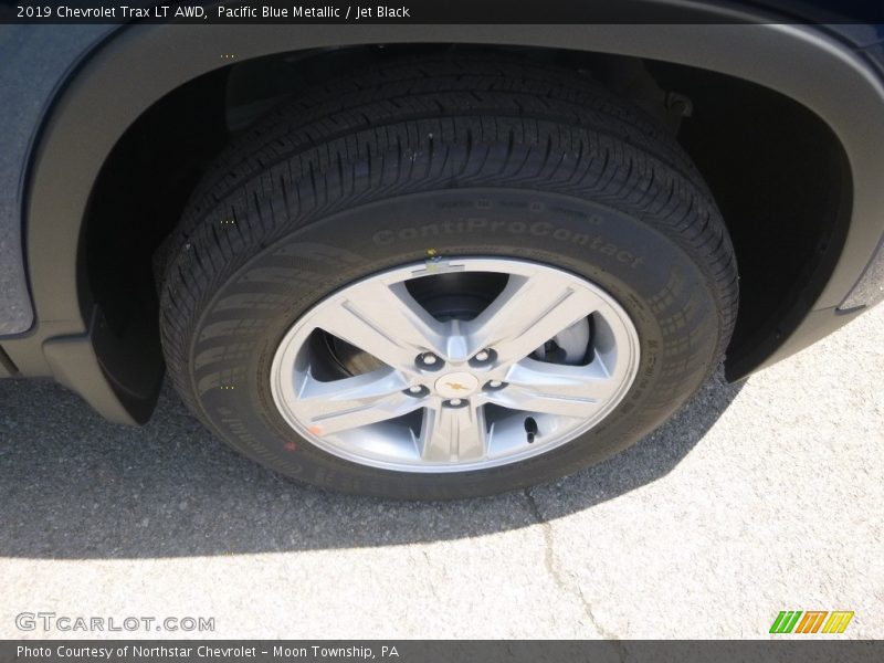 Pacific Blue Metallic / Jet Black 2019 Chevrolet Trax LT AWD