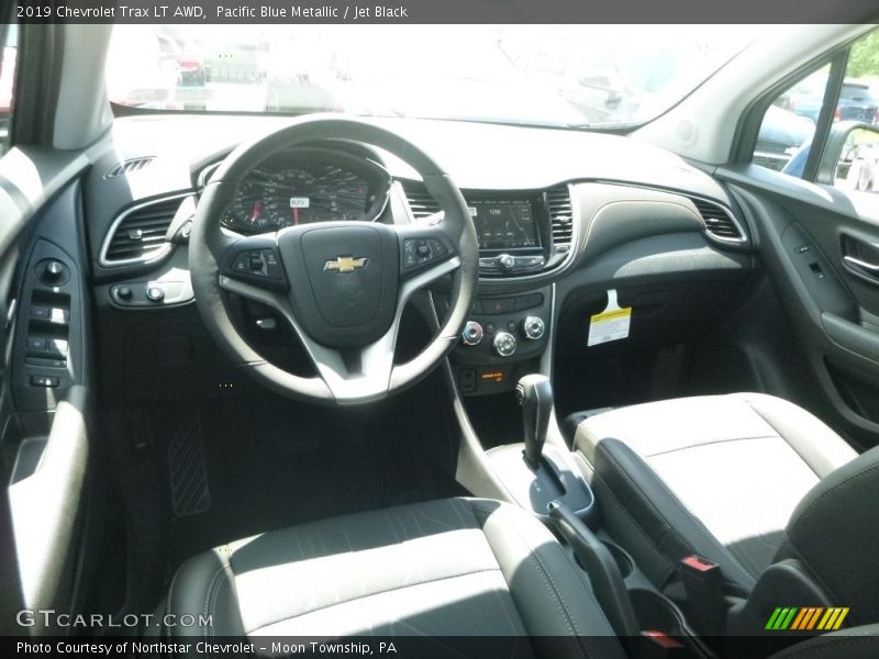 Pacific Blue Metallic / Jet Black 2019 Chevrolet Trax LT AWD