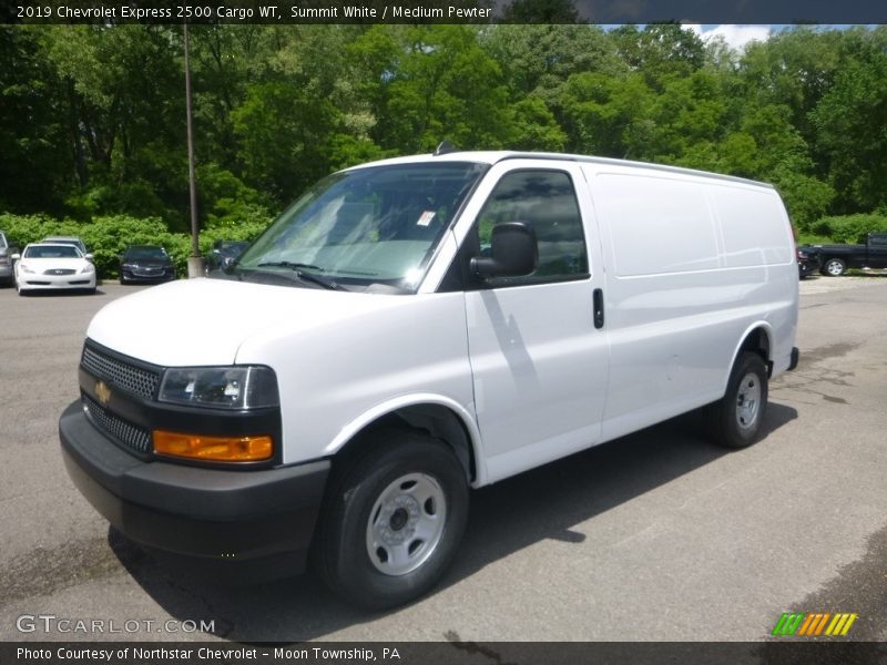 Summit White / Medium Pewter 2019 Chevrolet Express 2500 Cargo WT