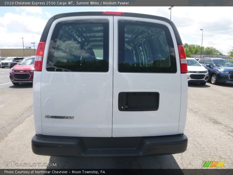 Summit White / Medium Pewter 2019 Chevrolet Express 2500 Cargo WT