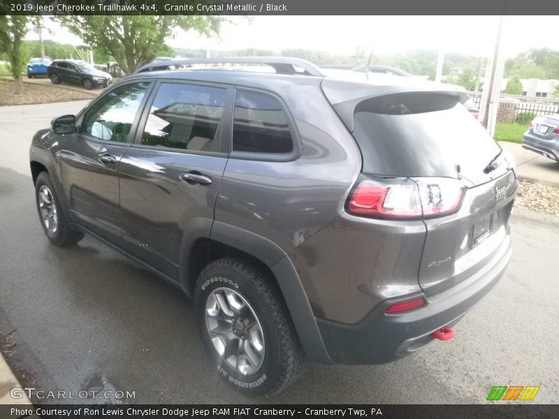 Granite Crystal Metallic / Black 2019 Jeep Cherokee Trailhawk 4x4