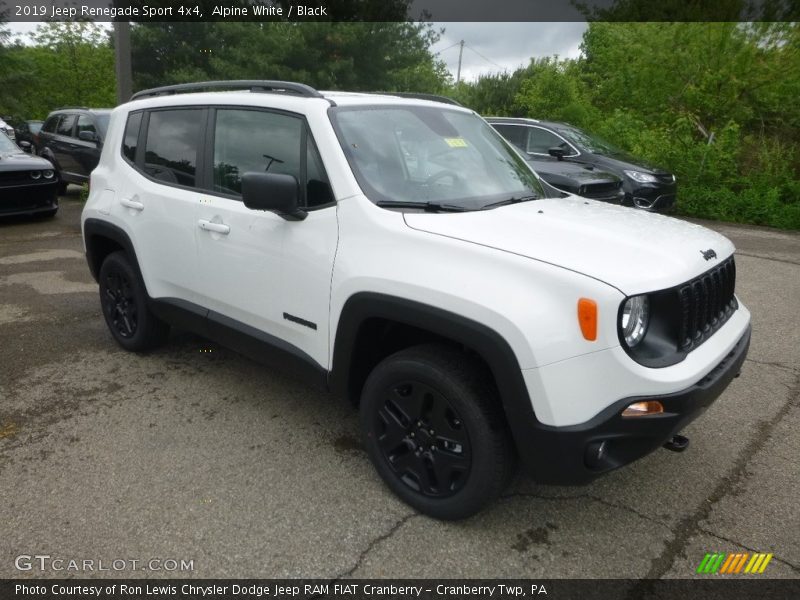 Alpine White / Black 2019 Jeep Renegade Sport 4x4