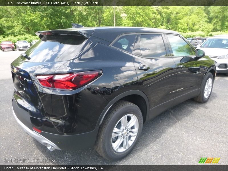 Black / Jet Black 2019 Chevrolet Blazer 3.6L Cloth AWD