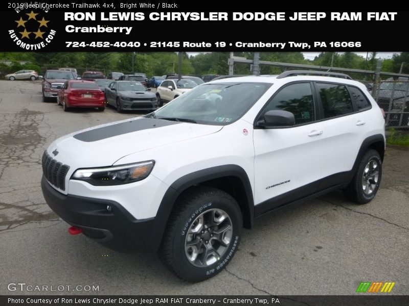 Bright White / Black 2019 Jeep Cherokee Trailhawk 4x4