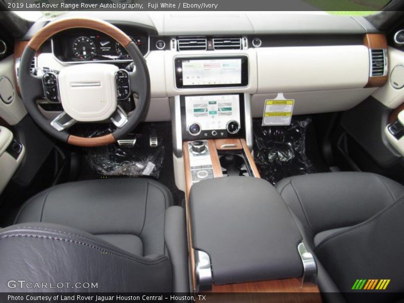 Front Seat of 2019 Range Rover Autobiography