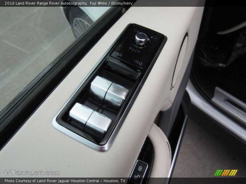 Controls of 2019 Range Rover Autobiography