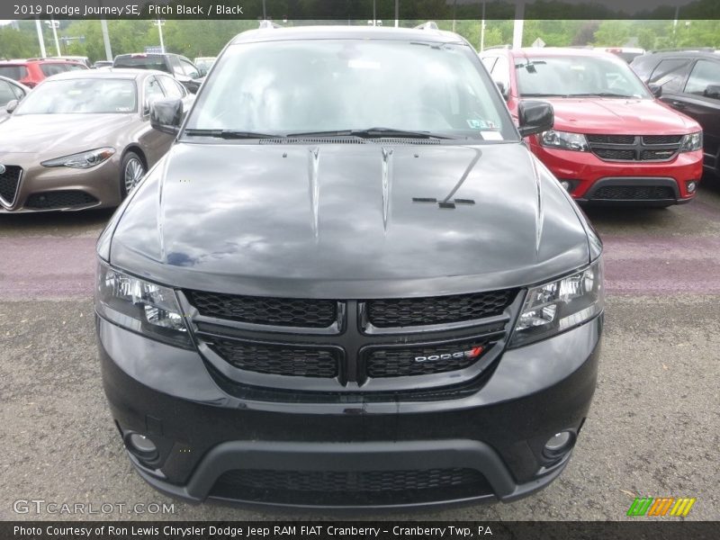 Pitch Black / Black 2019 Dodge Journey SE