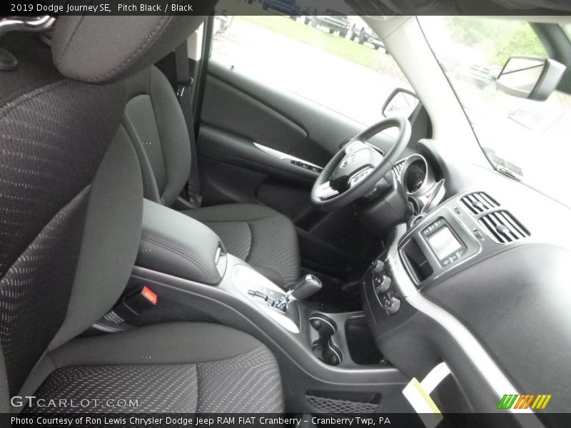 Pitch Black / Black 2019 Dodge Journey SE