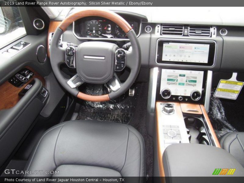 Dashboard of 2019 Range Rover Autobiography