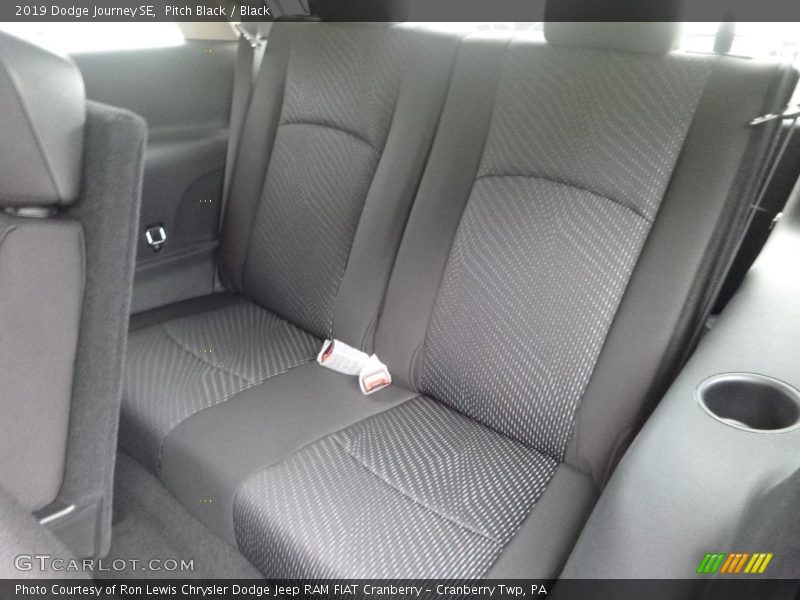 Pitch Black / Black 2019 Dodge Journey SE