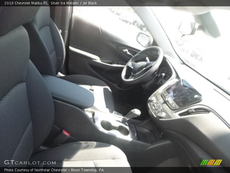 Silver Ice Metallic / Jet Black 2019 Chevrolet Malibu RS