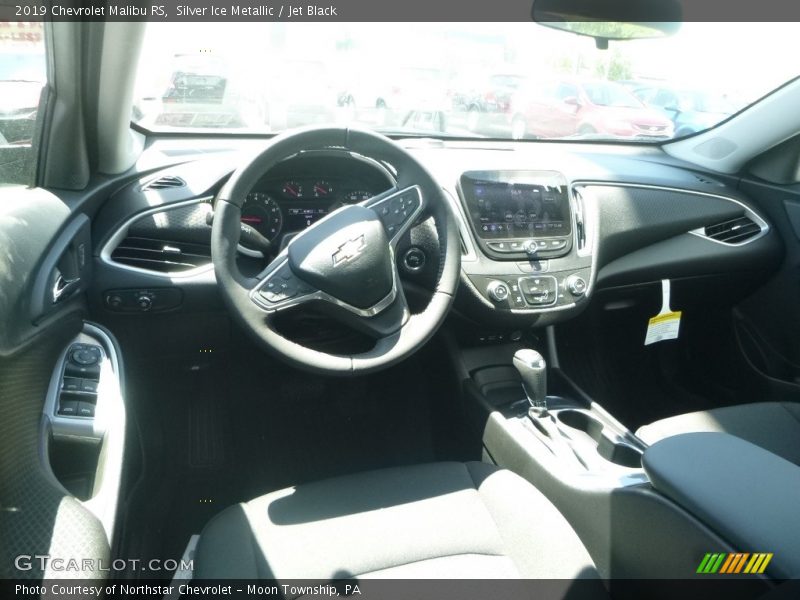 Silver Ice Metallic / Jet Black 2019 Chevrolet Malibu RS