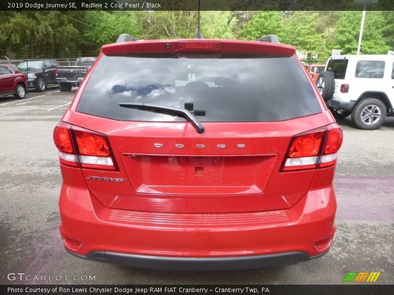 Redline 2 Coat Pearl / Black 2019 Dodge Journey SE