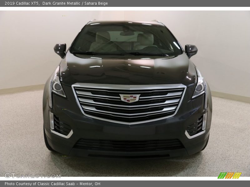 Dark Granite Metallic / Sahara Beige 2019 Cadillac XT5