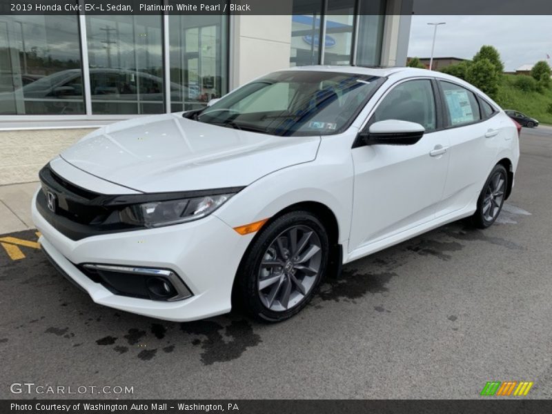 Front 3/4 View of 2019 Civic EX-L Sedan