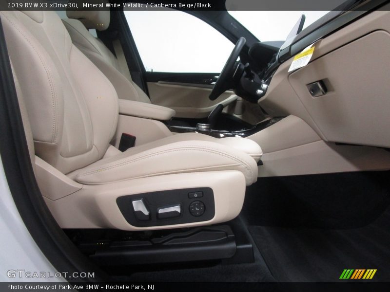 Mineral White Metallic / Canberra Beige/Black 2019 BMW X3 xDrive30i