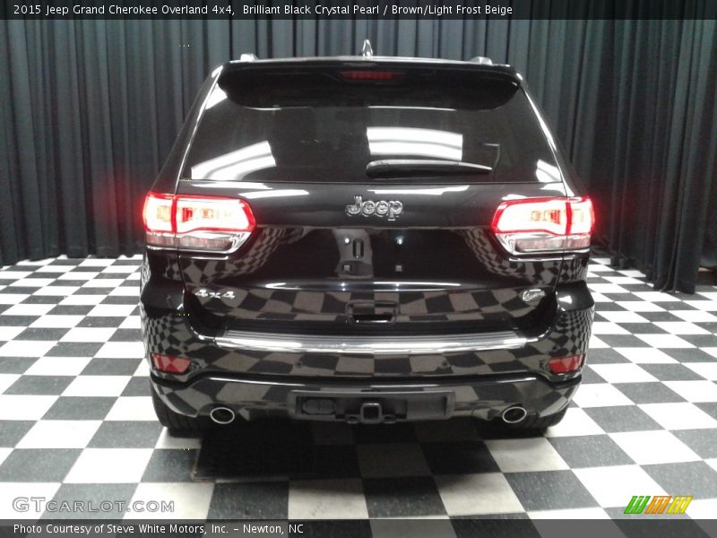 Brilliant Black Crystal Pearl / Brown/Light Frost Beige 2015 Jeep Grand Cherokee Overland 4x4