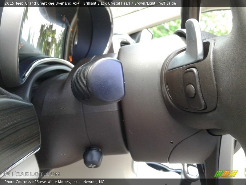 Brilliant Black Crystal Pearl / Brown/Light Frost Beige 2015 Jeep Grand Cherokee Overland 4x4