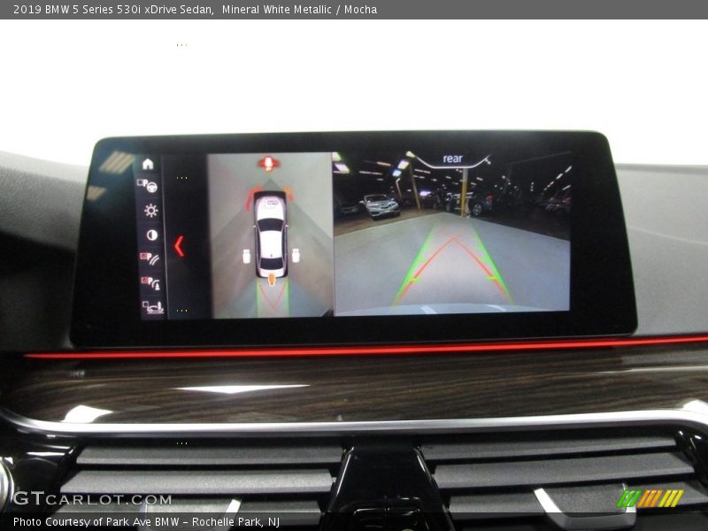 Mineral White Metallic / Mocha 2019 BMW 5 Series 530i xDrive Sedan