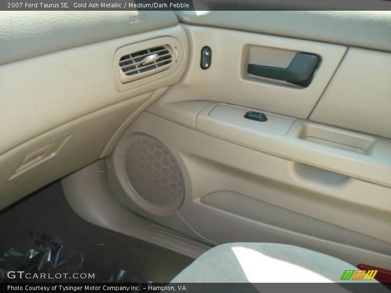 Gold Ash Metallic / Medium/Dark Pebble 2007 Ford Taurus SE