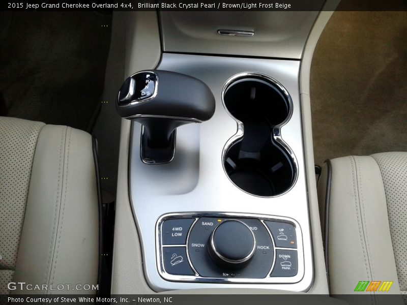 Brilliant Black Crystal Pearl / Brown/Light Frost Beige 2015 Jeep Grand Cherokee Overland 4x4