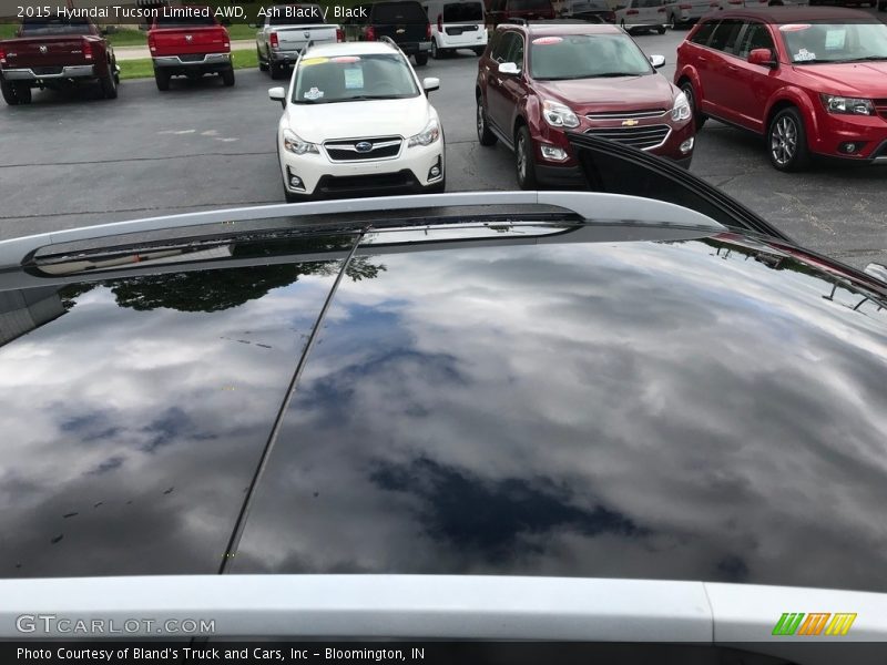 Ash Black / Black 2015 Hyundai Tucson Limited AWD