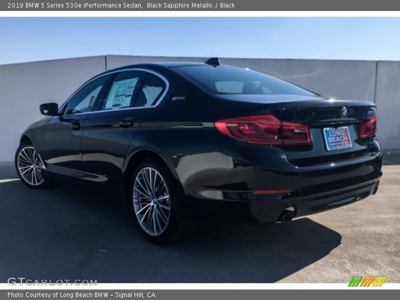 Black Sapphire Metallic / Black 2019 BMW 5 Series 530e iPerformance Sedan