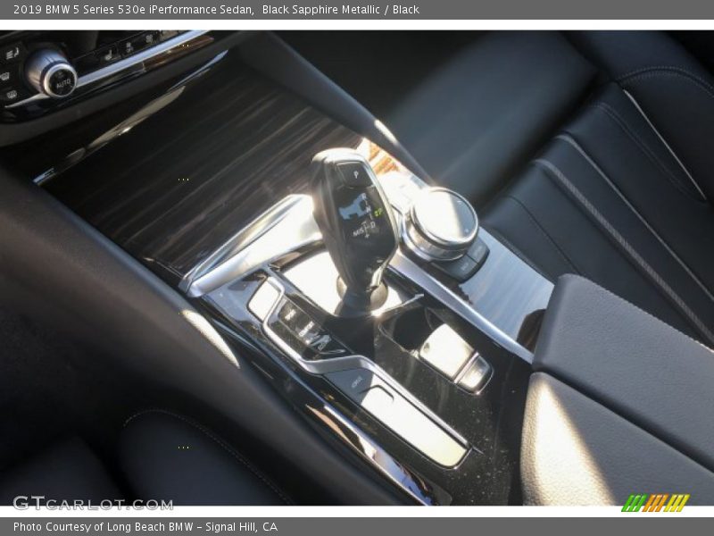 Black Sapphire Metallic / Black 2019 BMW 5 Series 530e iPerformance Sedan