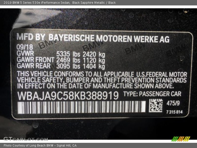 Black Sapphire Metallic / Black 2019 BMW 5 Series 530e iPerformance Sedan