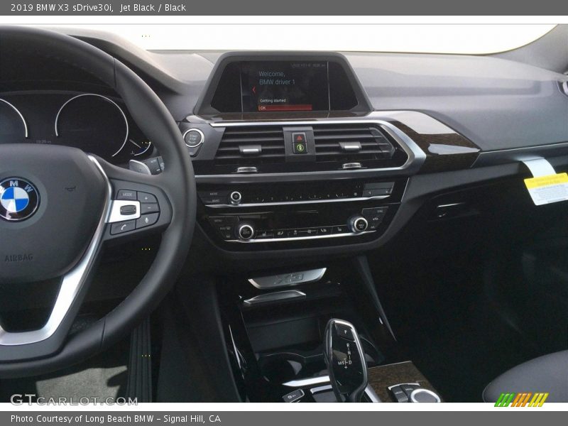 Jet Black / Black 2019 BMW X3 sDrive30i