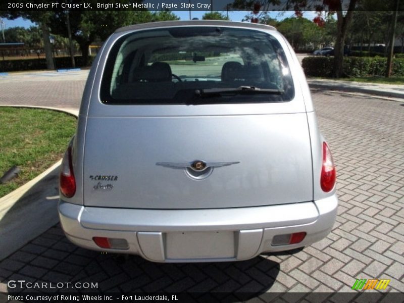 Bright Silver Metallic / Pastel Slate Gray 2009 Chrysler PT Cruiser LX