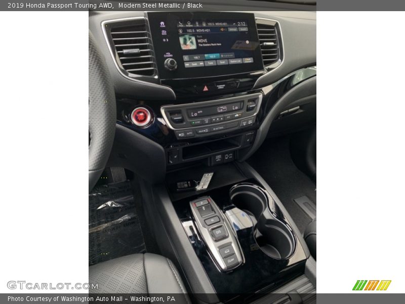 Modern Steel Metallic / Black 2019 Honda Passport Touring AWD