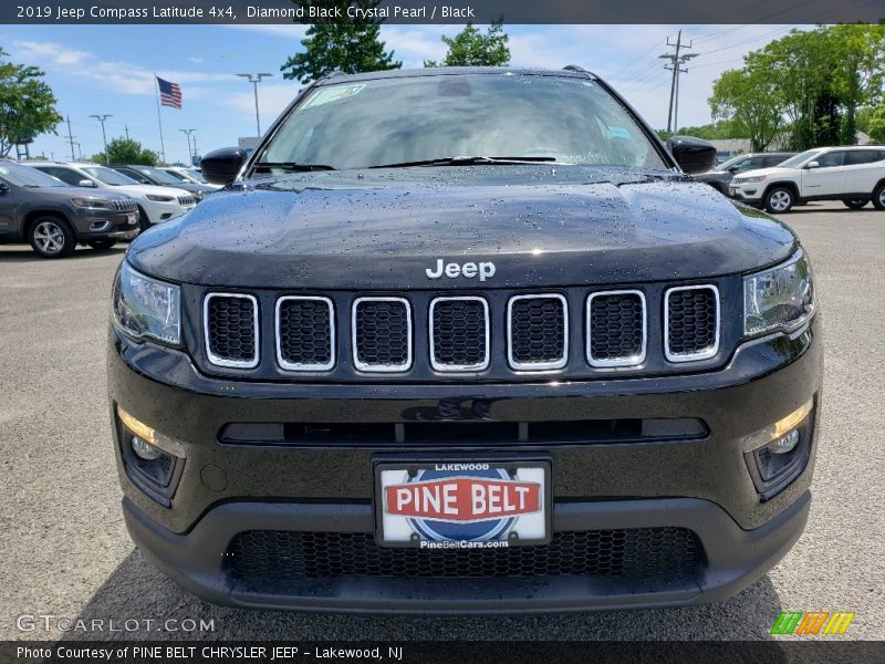 Diamond Black Crystal Pearl / Black 2019 Jeep Compass Latitude 4x4