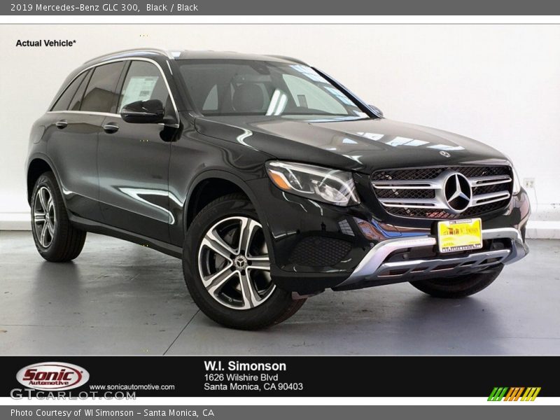 Black / Black 2019 Mercedes-Benz GLC 300