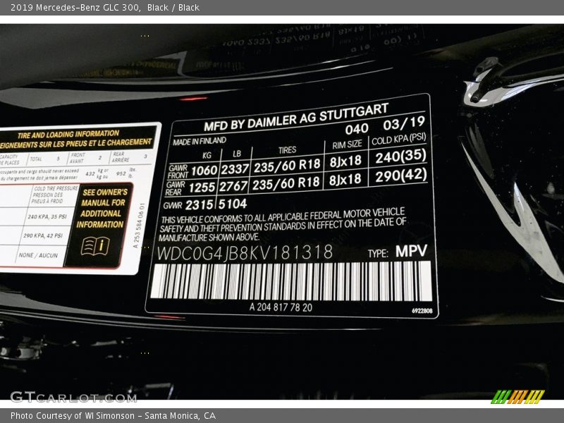 Black / Black 2019 Mercedes-Benz GLC 300