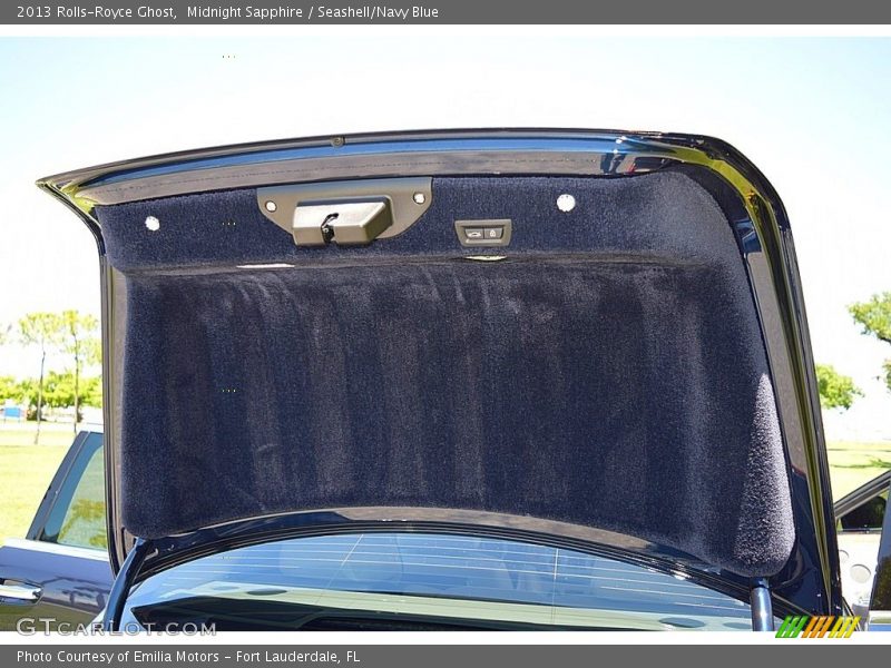 Midnight Sapphire / Seashell/Navy Blue 2013 Rolls-Royce Ghost