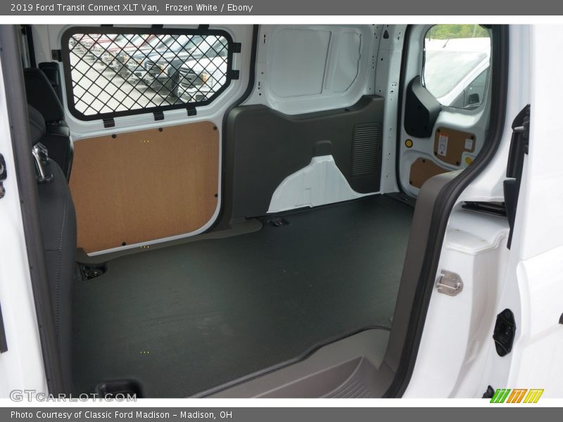 Frozen White / Ebony 2019 Ford Transit Connect XLT Van