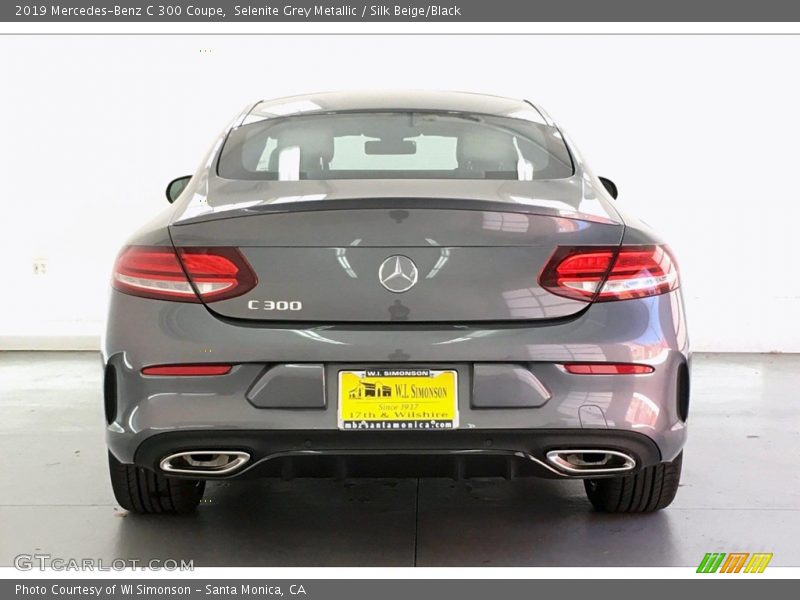 Selenite Grey Metallic / Silk Beige/Black 2019 Mercedes-Benz C 300 Coupe