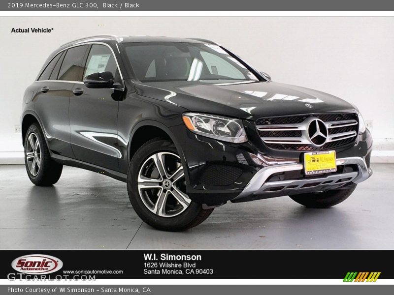 Black / Black 2019 Mercedes-Benz GLC 300