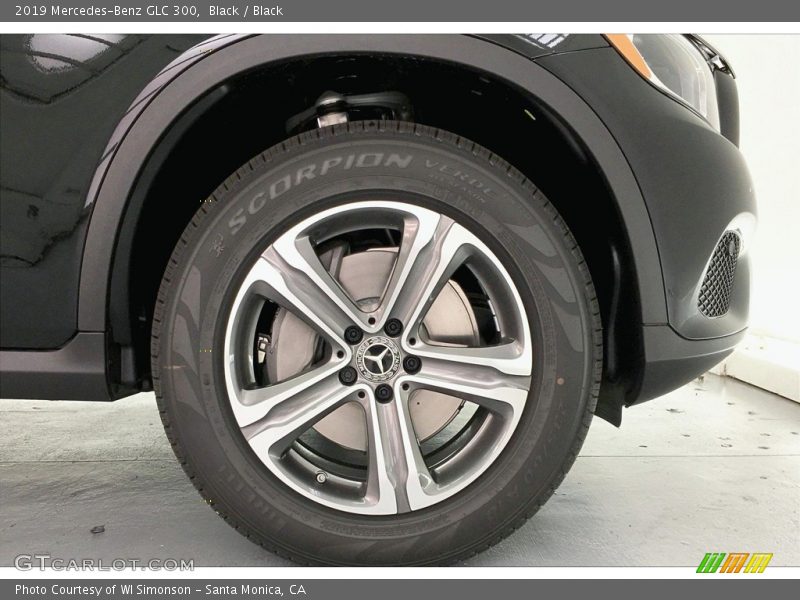 Black / Black 2019 Mercedes-Benz GLC 300