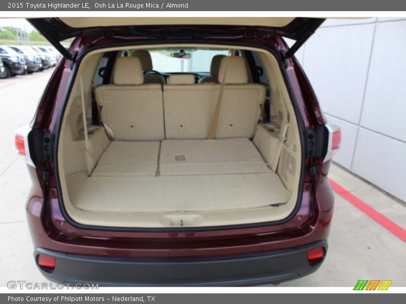 Ooh La La Rouge Mica / Almond 2015 Toyota Highlander LE