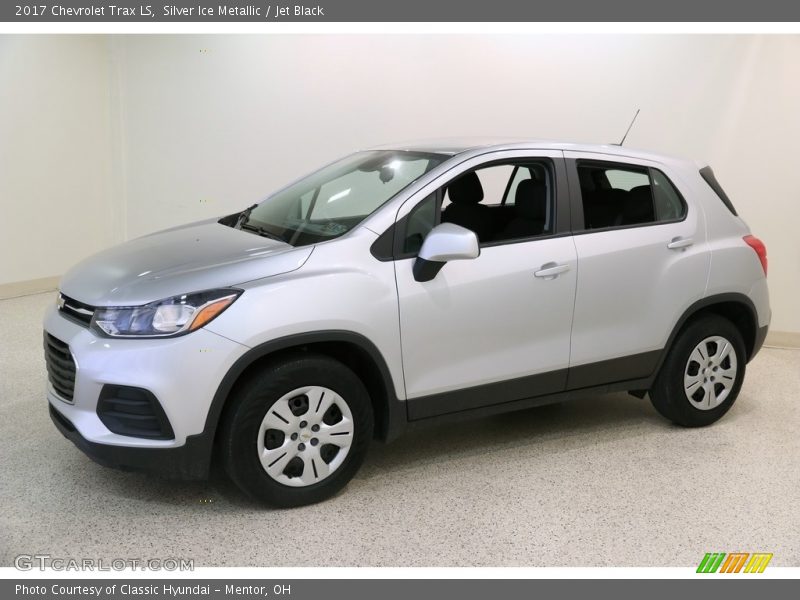 Silver Ice Metallic / Jet Black 2017 Chevrolet Trax LS