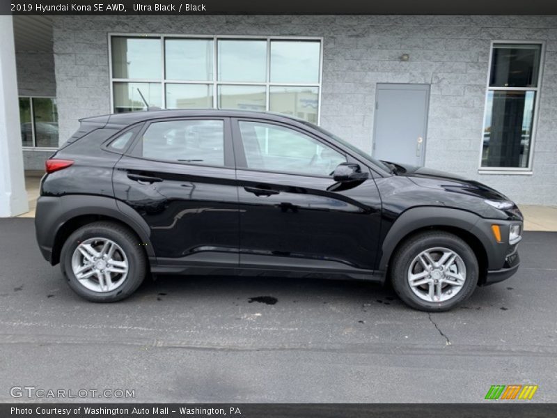  2019 Kona SE AWD Ultra Black