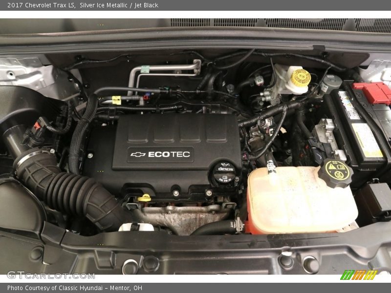 Silver Ice Metallic / Jet Black 2017 Chevrolet Trax LS